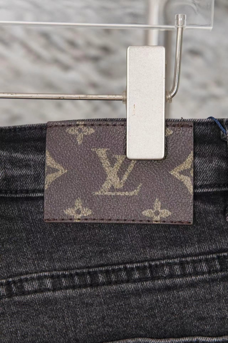 LV Jeans